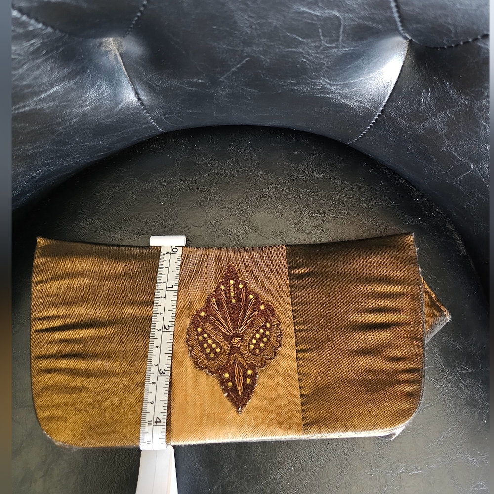Nwt Elegant Gold Bronze Clutch Bag - Picture 8 of 9
